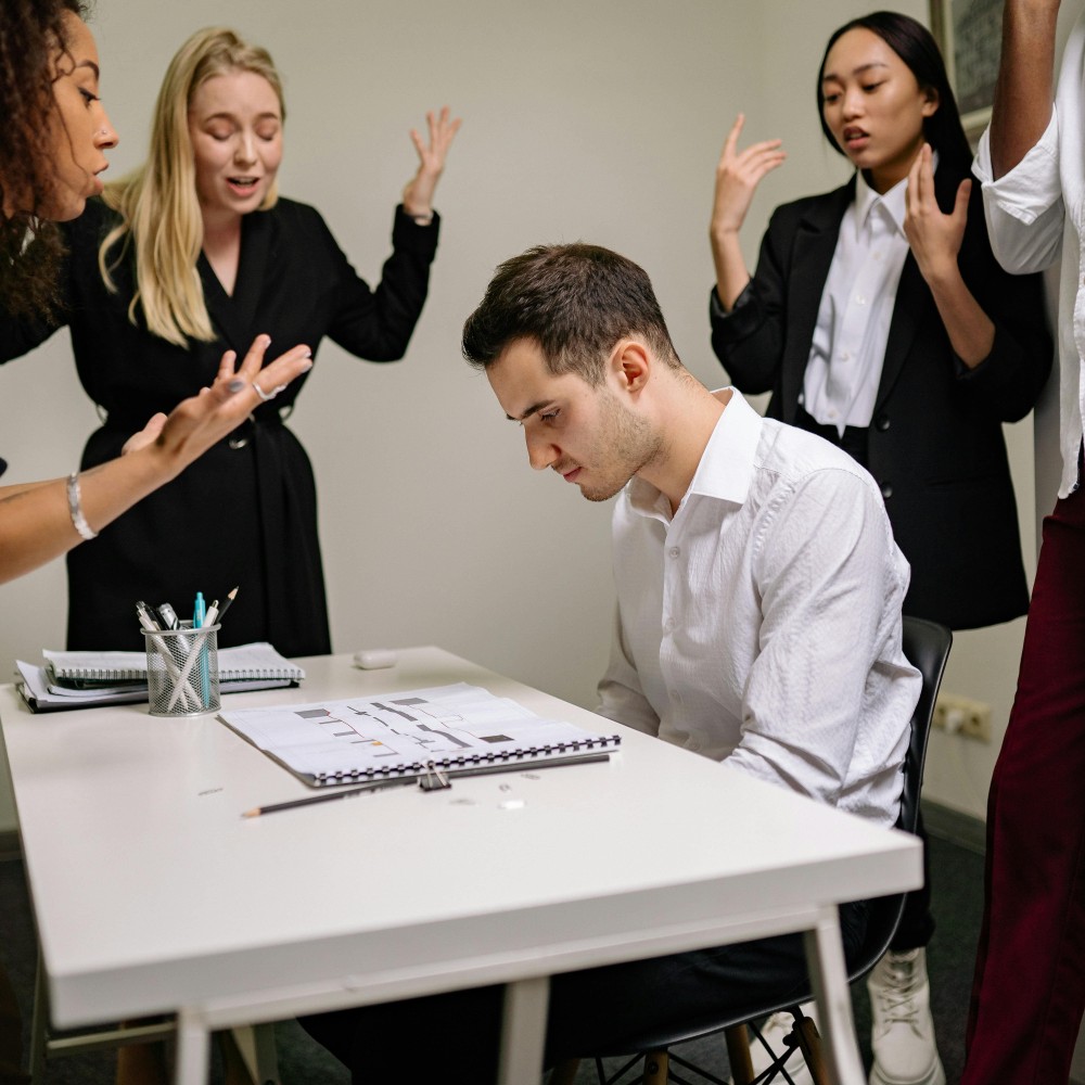 Ambiente tóxico en el trabajo: cómo identificarlo y evitarlo
